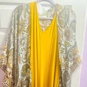 Paisley cream kimono